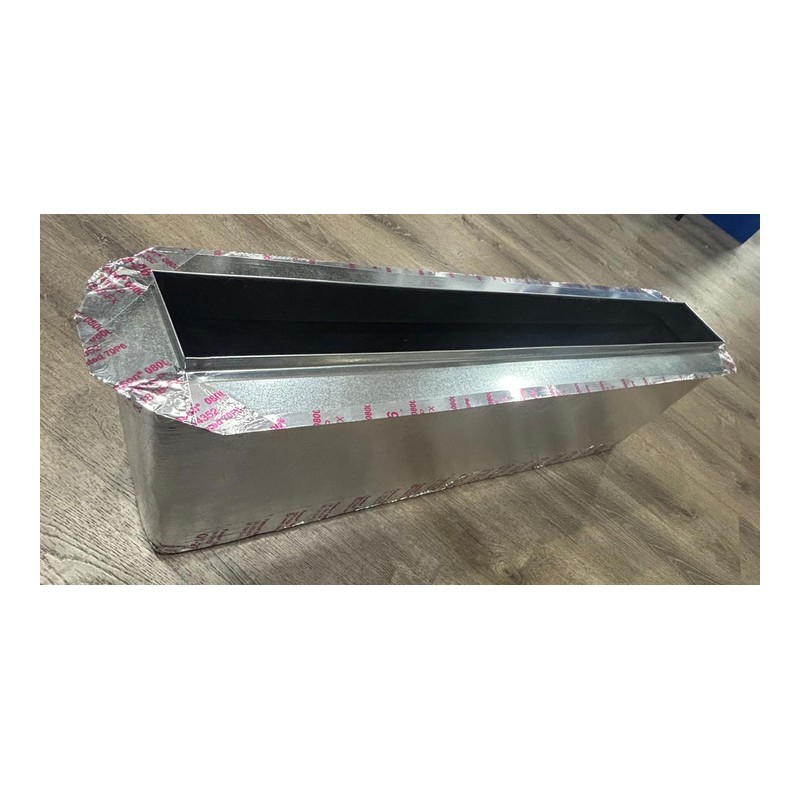 Insulated galvanized linear slot diffuser boot, 4 inch wide plenum box